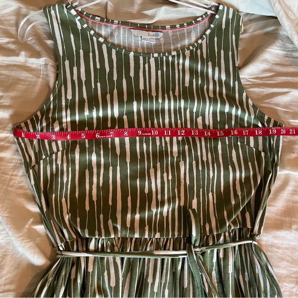 Boden Patterned Dress - Picture 8 of 8